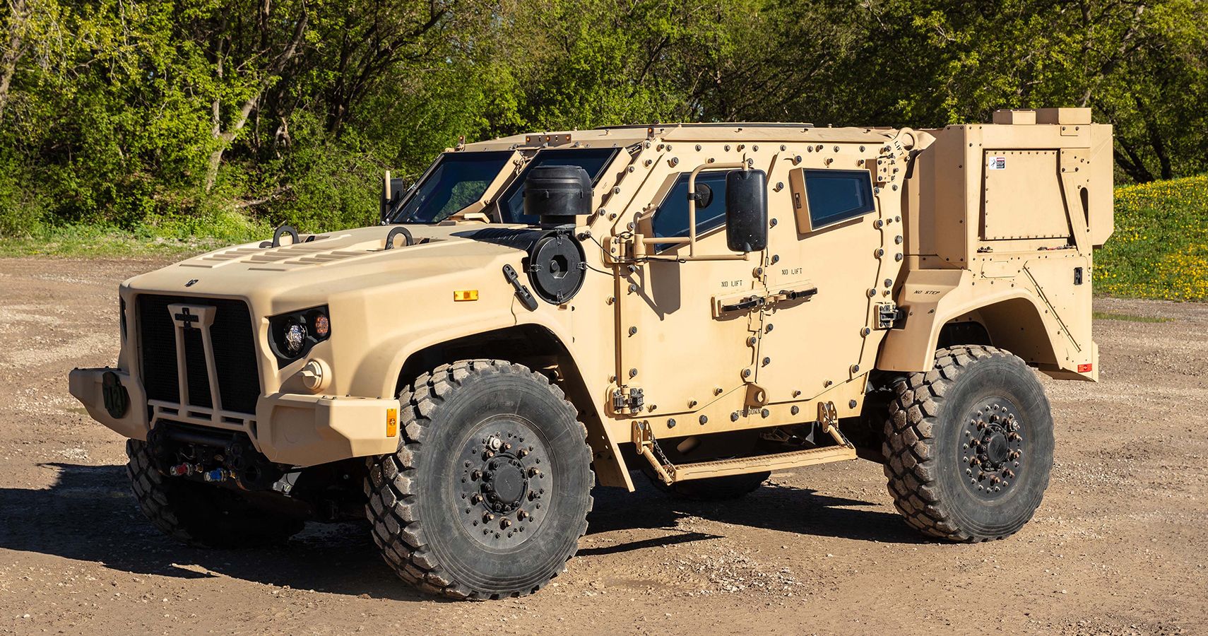 The First Silent Drive Hybrid Electric JLTV Is Coming