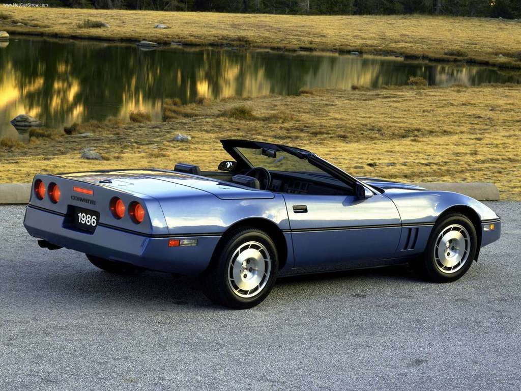 Blue Chevrolet Corvette C4 
