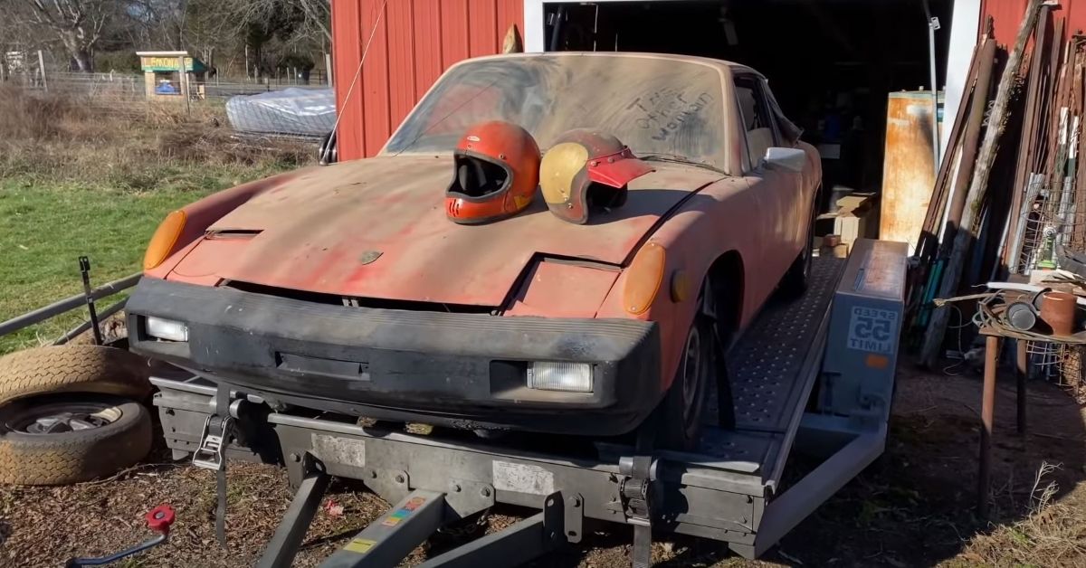 Watch Someone Rescue This Classic Porsche 914 From A Tennessee Barn