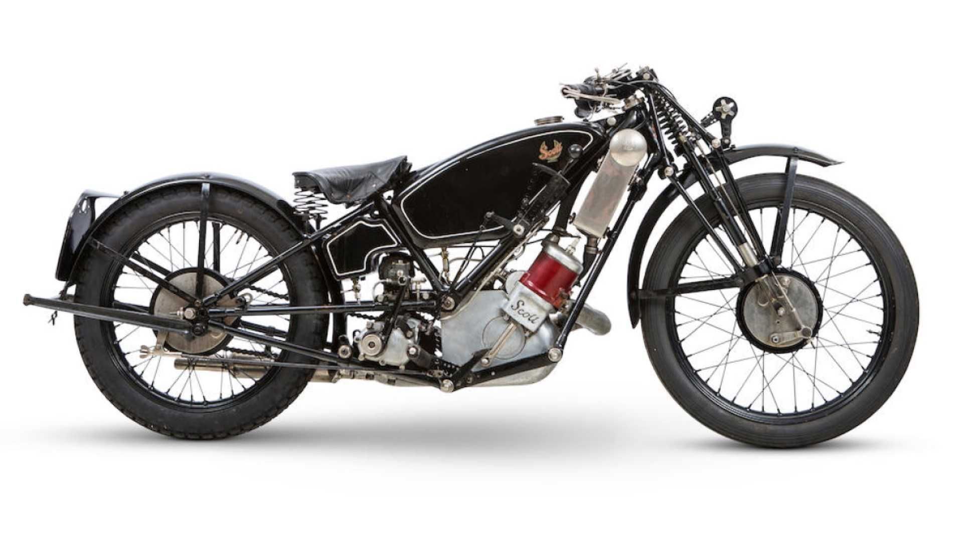 10 Classic British Motorcycles We'd Love To Throw A Leg Over