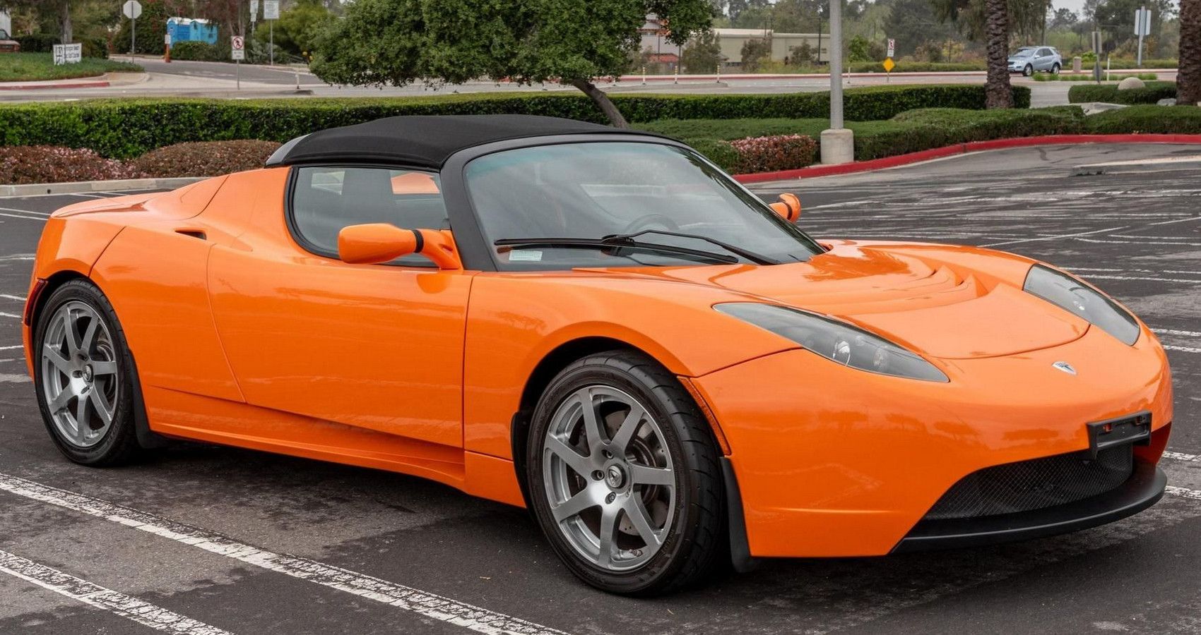 Tesla Roadster - Front