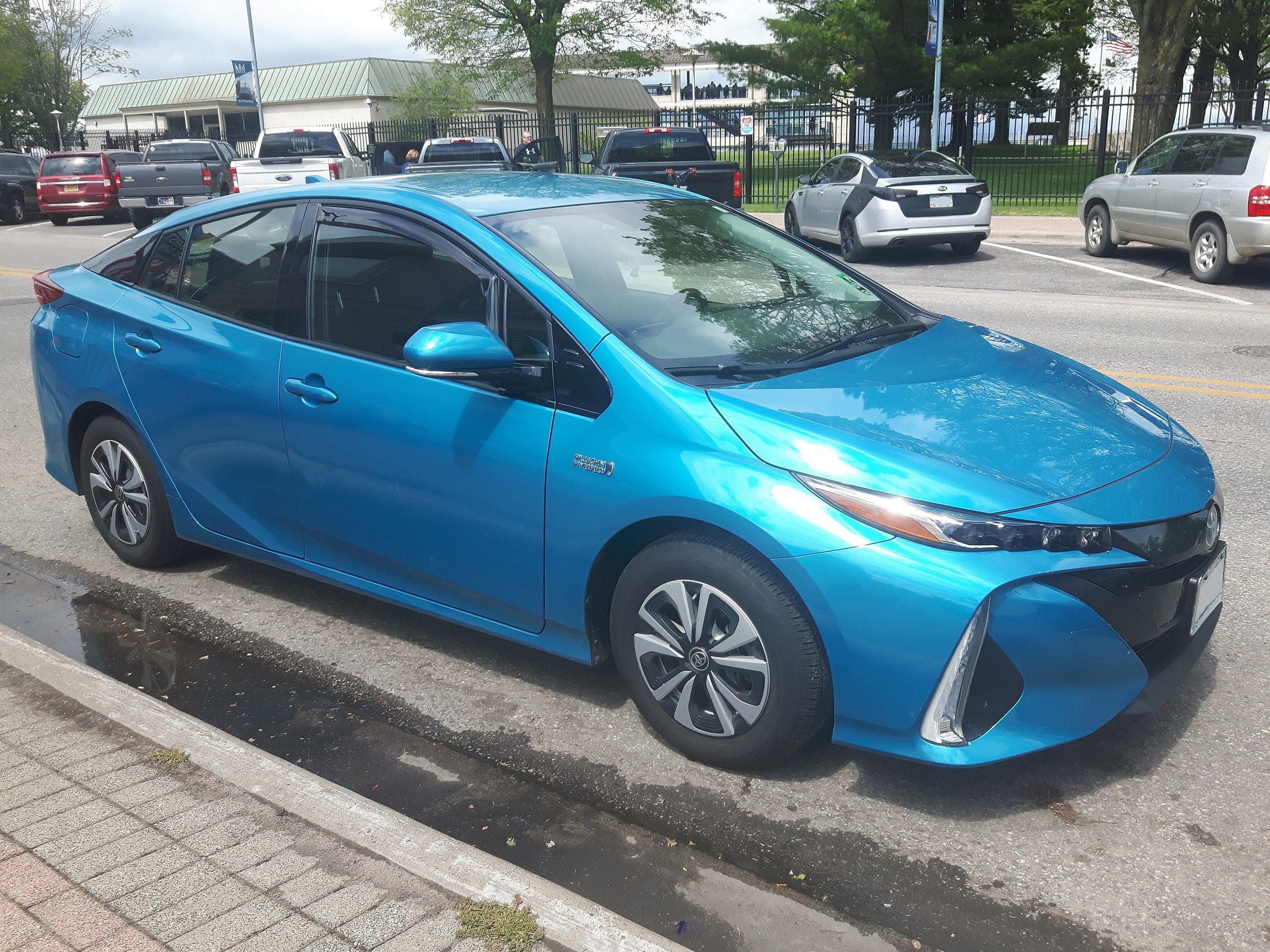 Toyota Prius Prime - Blue Magnetism