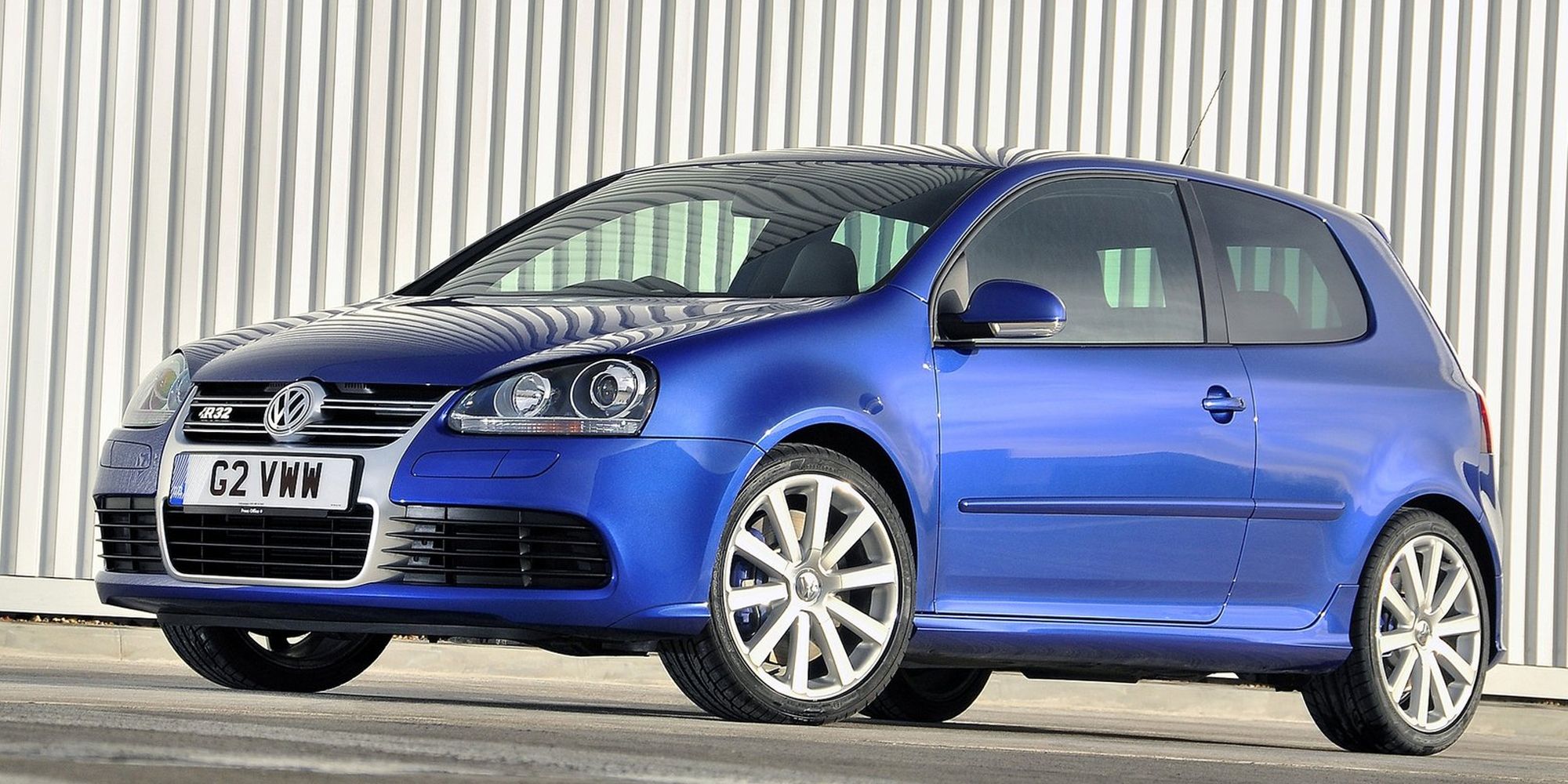 Front 3/4 view of the Mk5 Golf R32