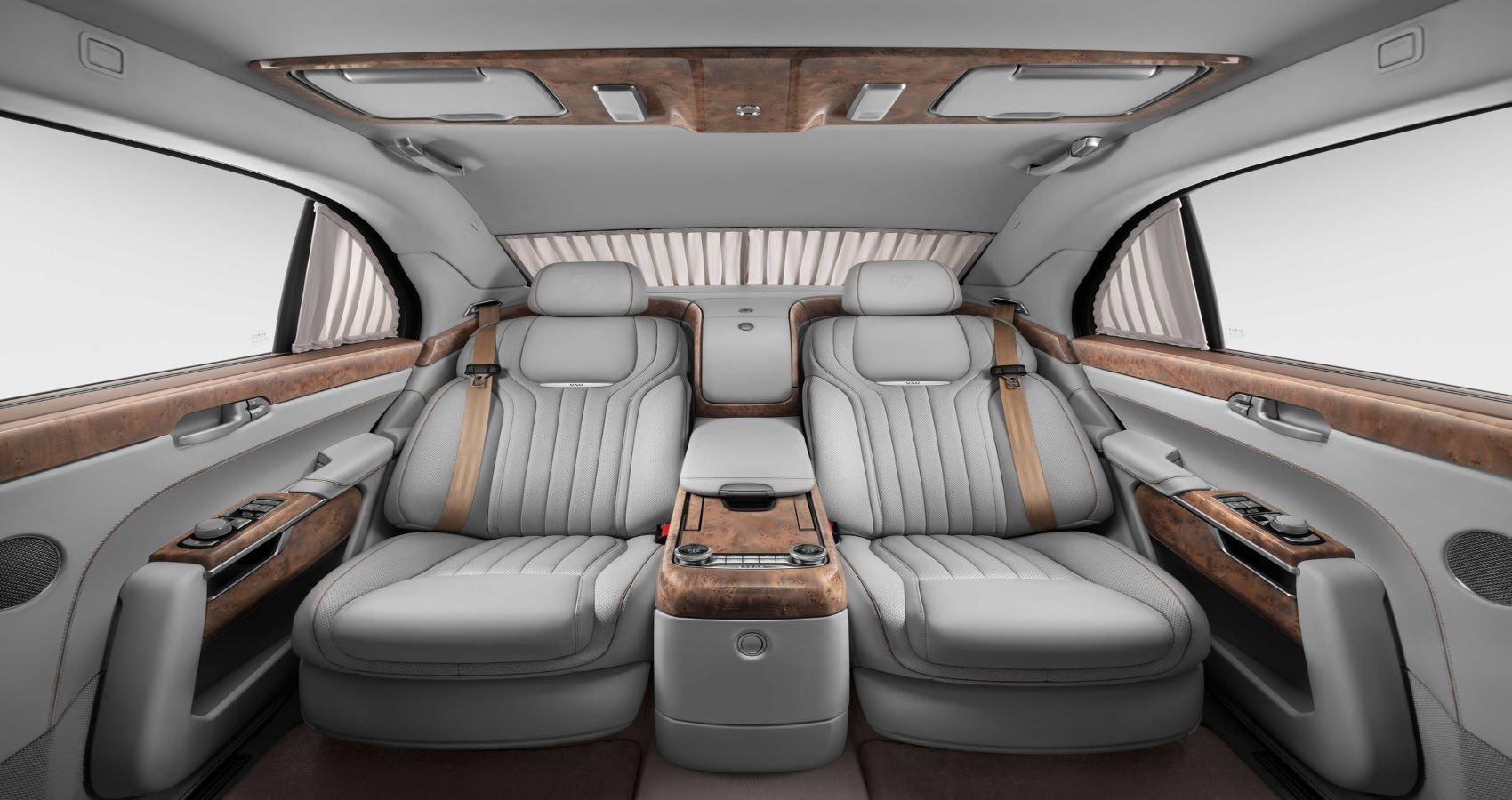 Gold Senat Interior