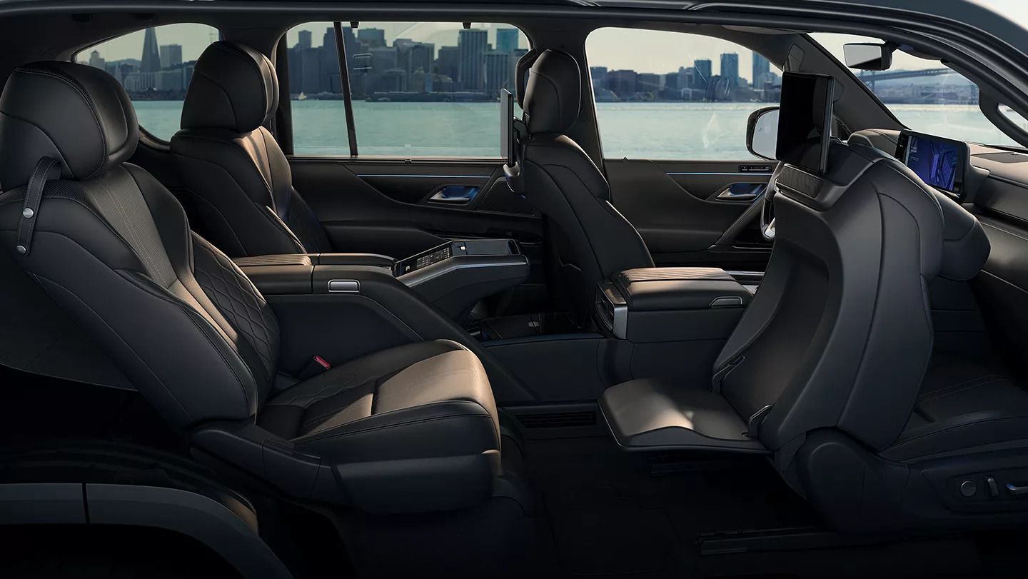 2022 Lexus LX600 Interior
