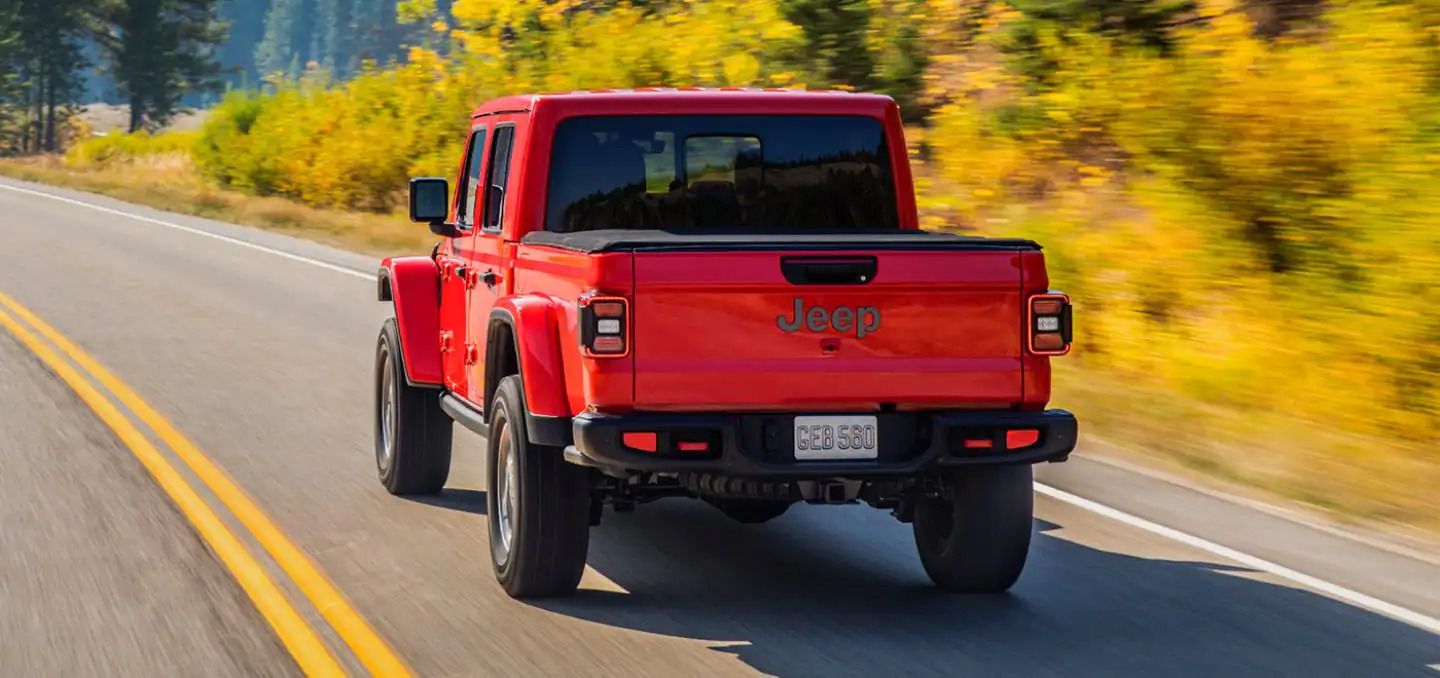 2022 Jeep Gladiator S Rear End