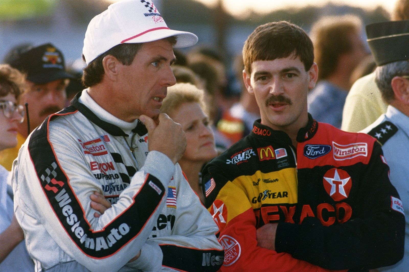 Darrell Waltrip talks to Davey Allison before racing at Richmond in '92