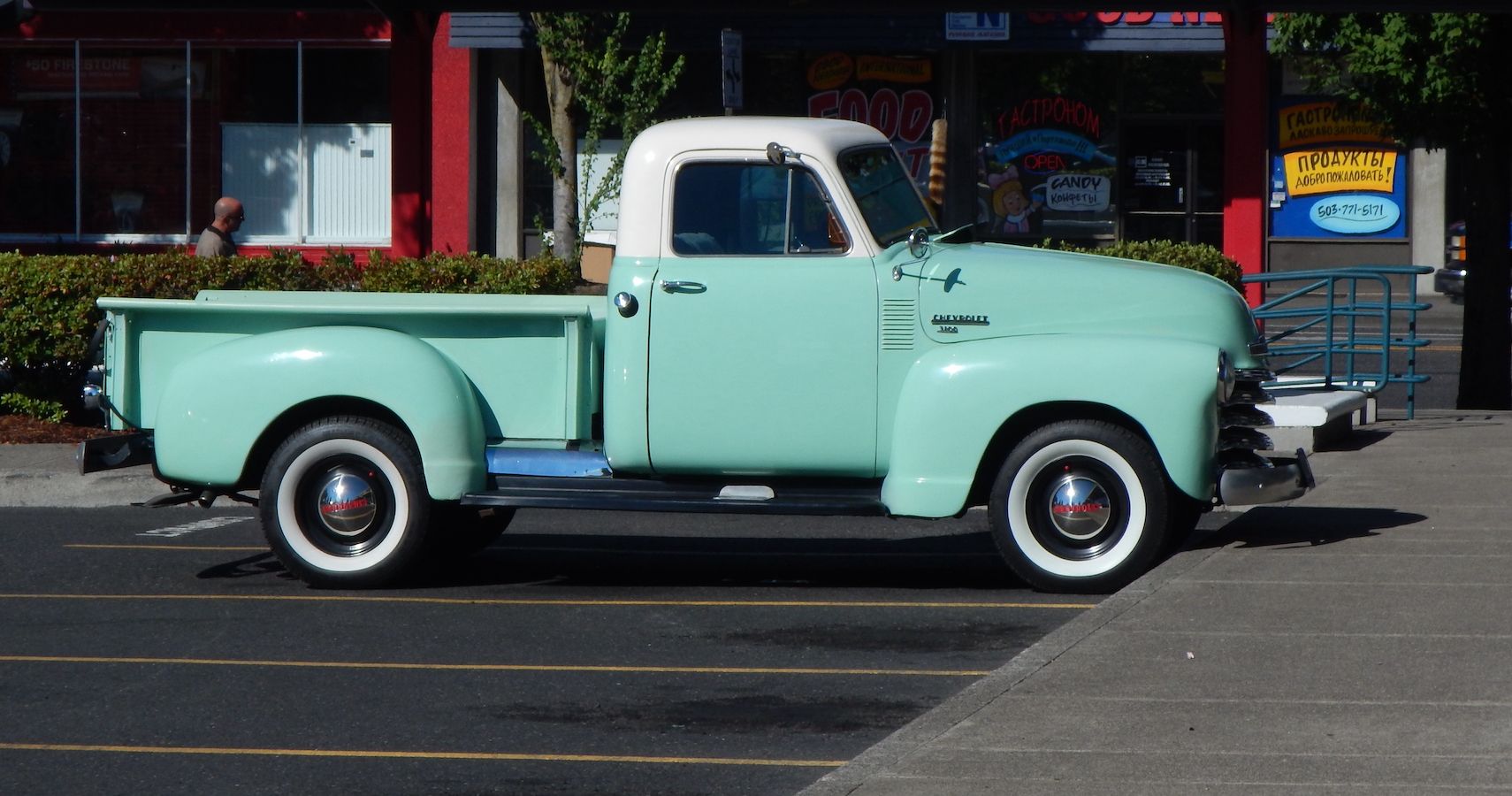 1954 Chevrolet 3100 side