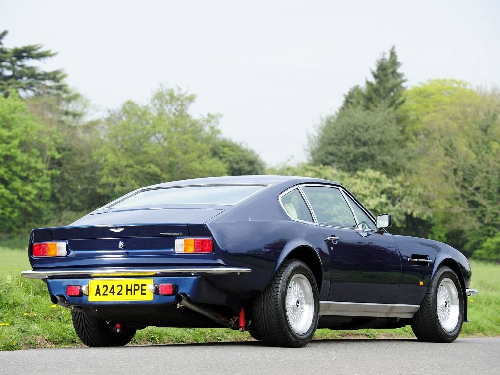 1977 Aston Martin V8 Vantage back