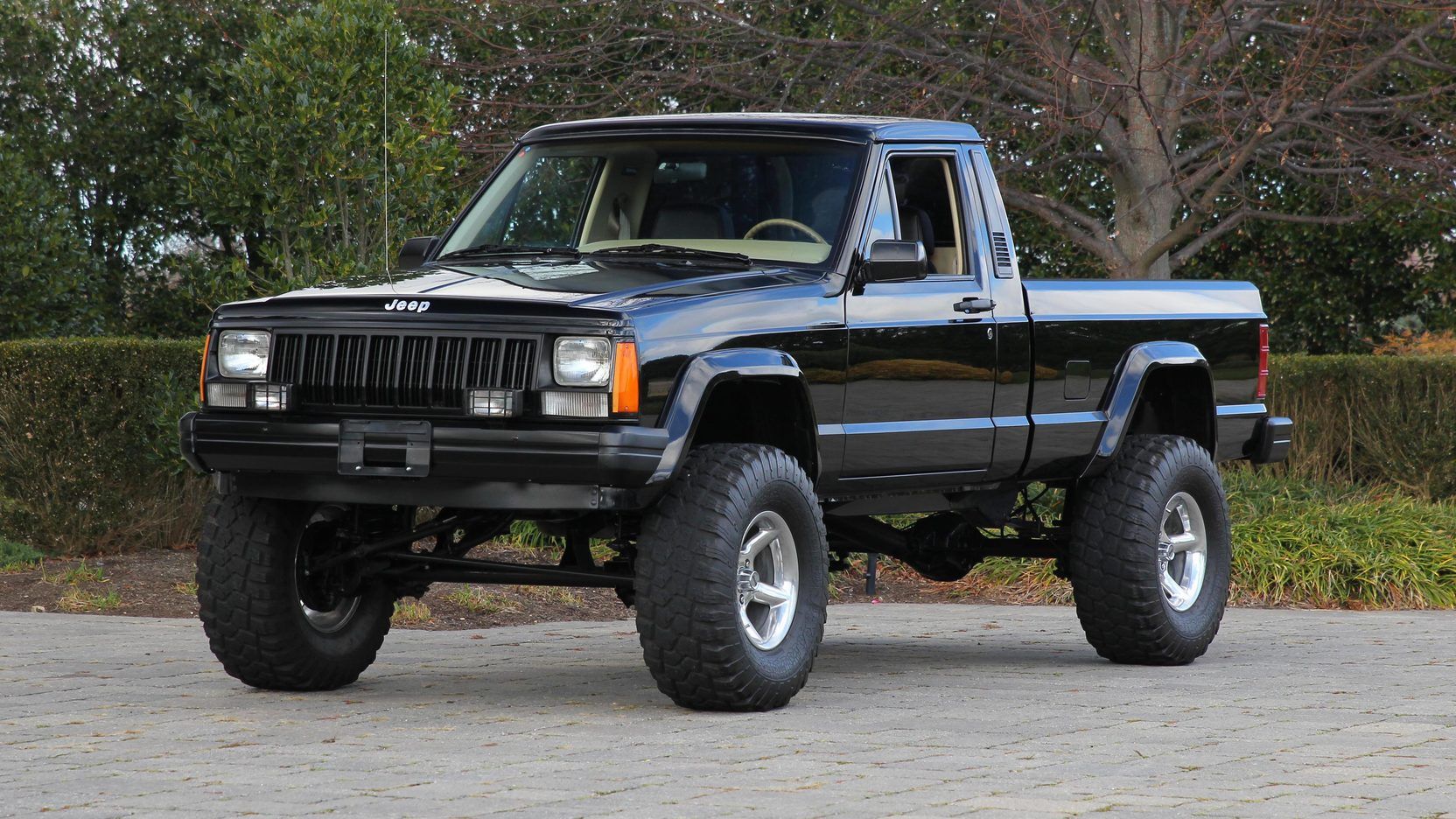 Black 1990 Jeep Comanche