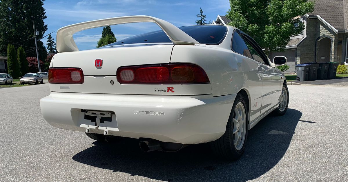 1996 Honda Integra Type R Sports Car In Champion White