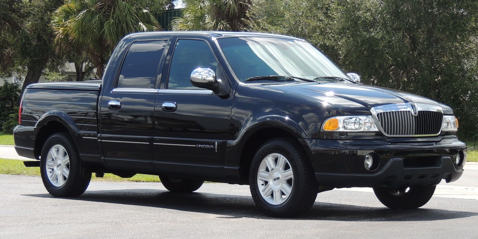 2002 Lincoln Blackwood 2 Cropped