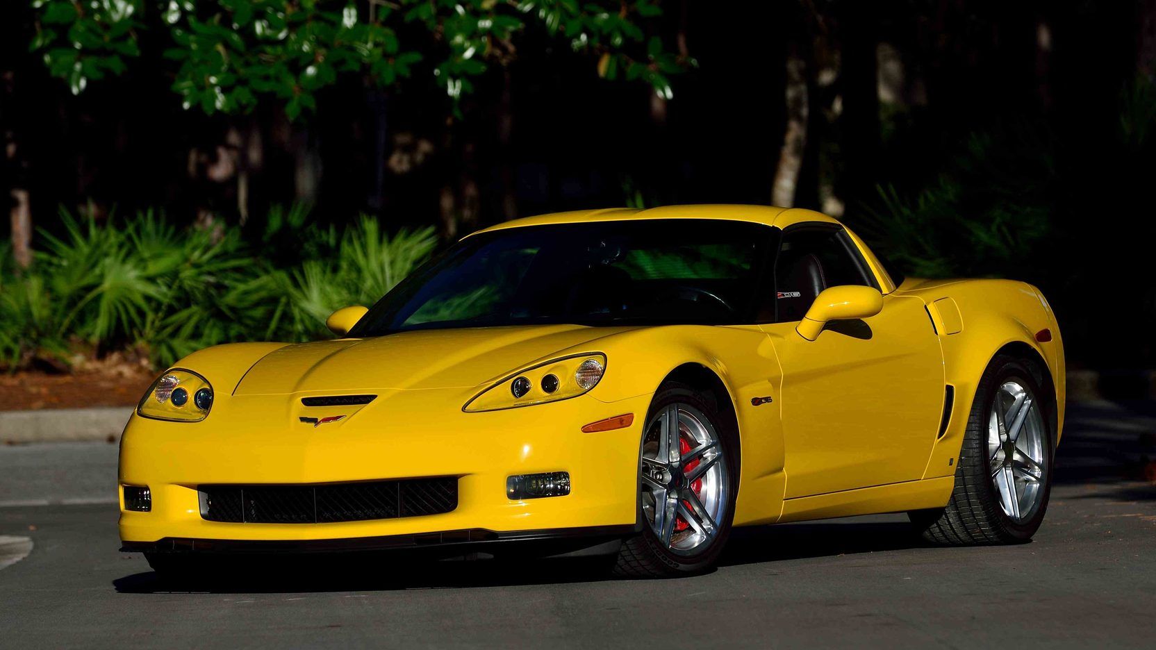 Yellow 2007 Chevrolet Corvette