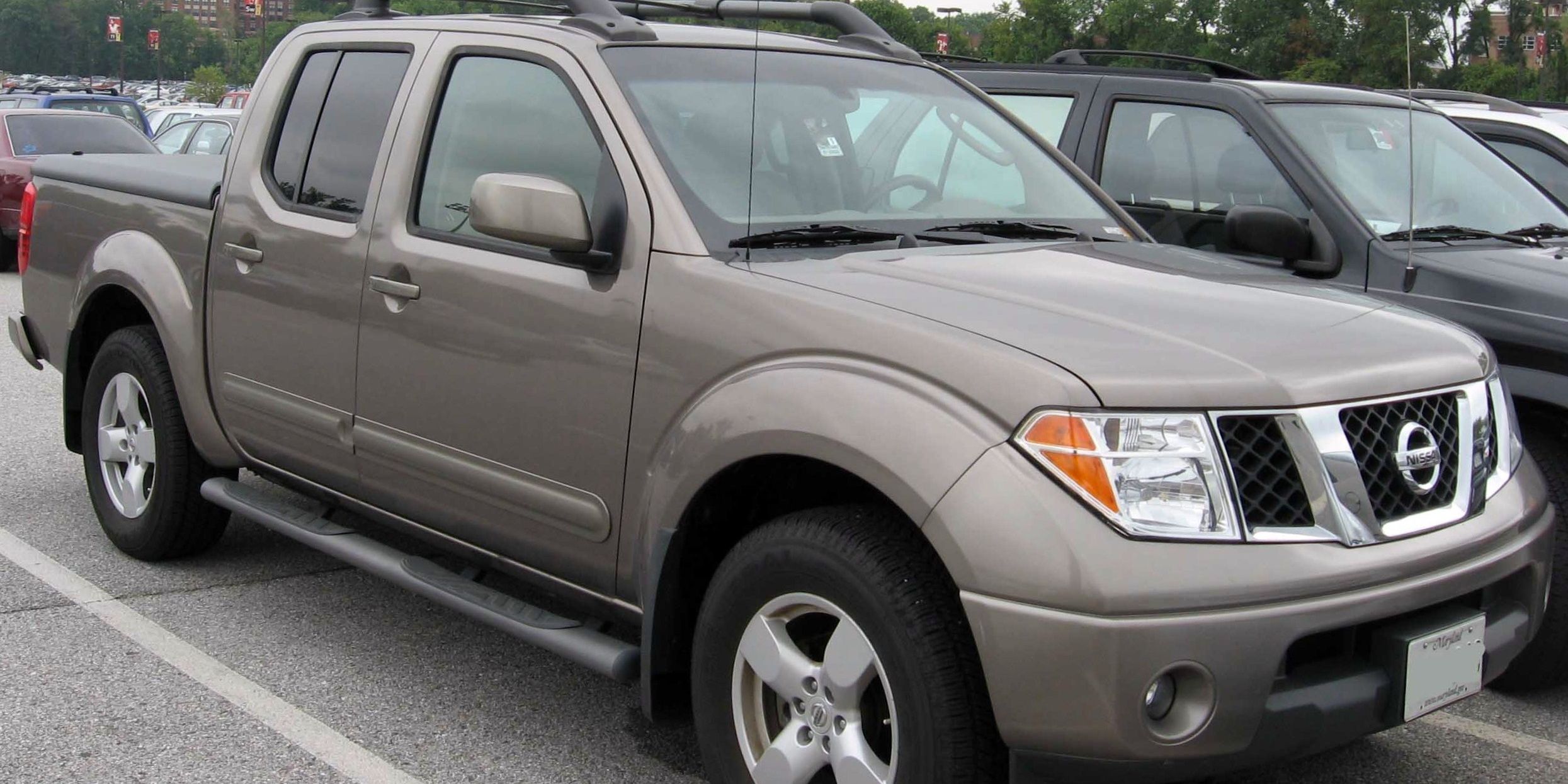 2007 Nissan Frontier Cropped (1)