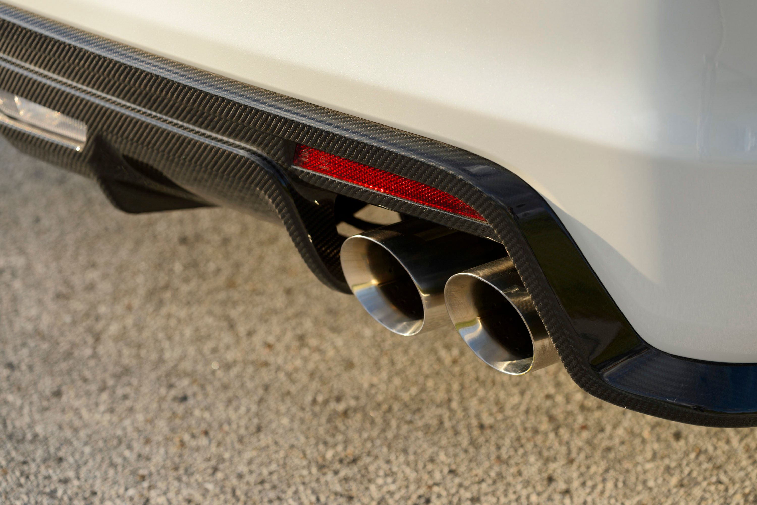 2018 Cadillac CTS-V exhaust