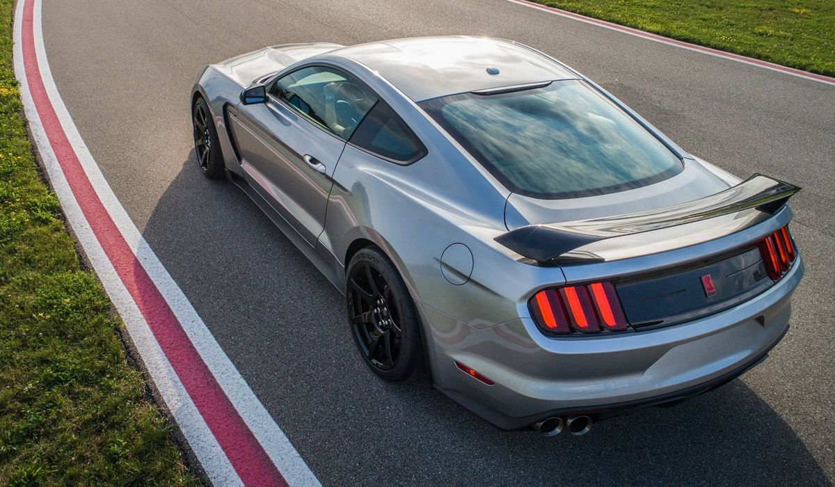 2020 Ford Mustang Shelby GT350R 2-Door Coupe