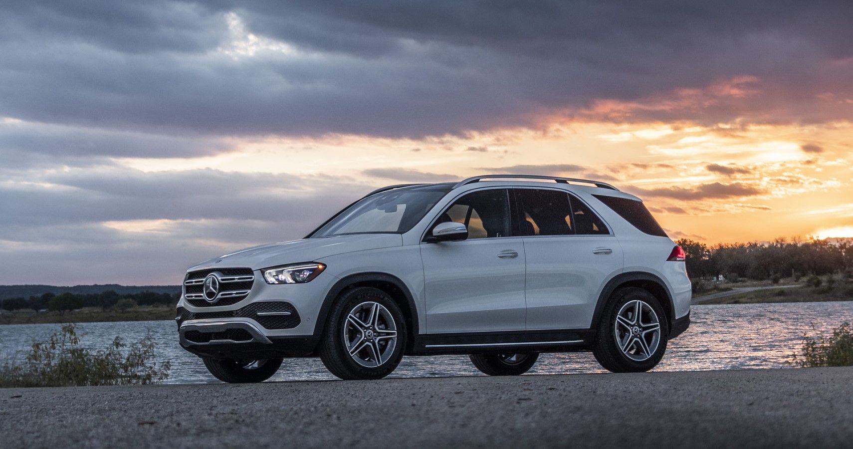 2022 Mercedes-Benz GLE hd wallpaper
