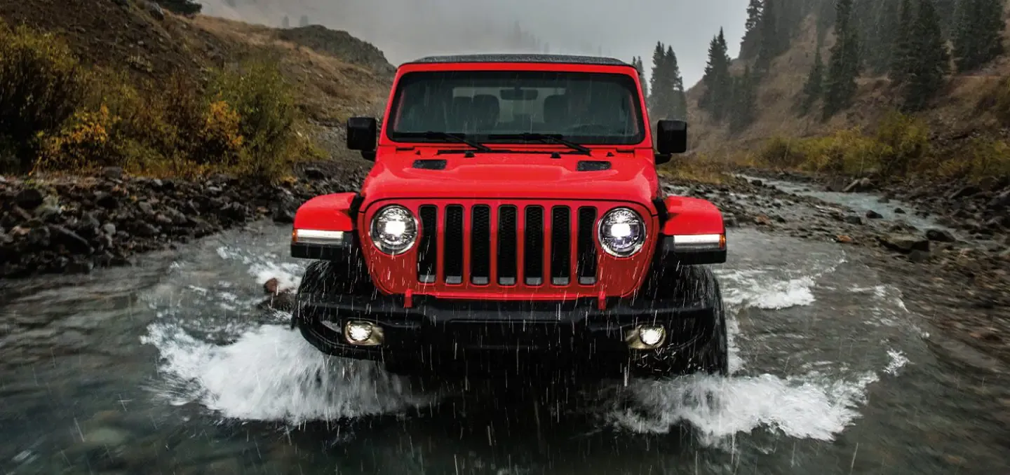2022-Wrangler-Gallery-Capability-Water-Fording-Red-Rubicon