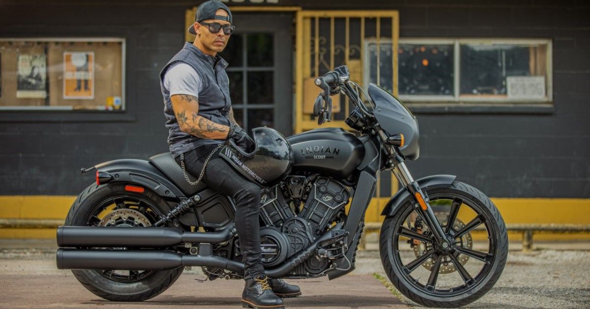 2022 Indian Scout Rogue looking sinister in all-black shade