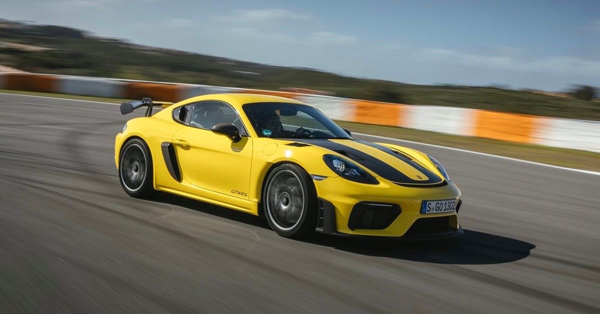 2022 Porsche 718 Cayman GT4 RS Front Dynamic On Track
