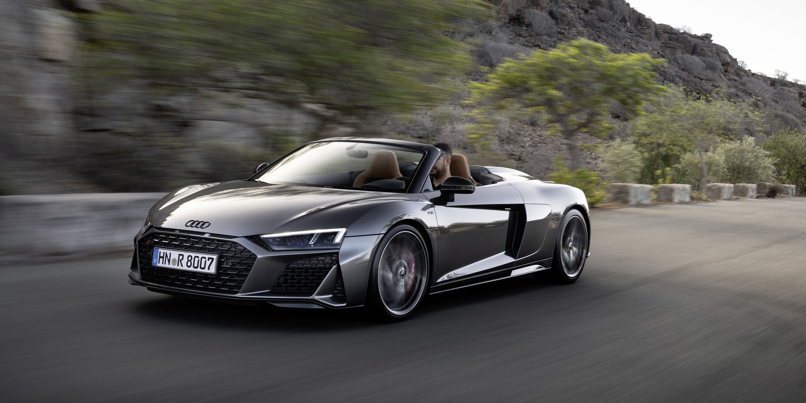 Audi R8 2022 on the move