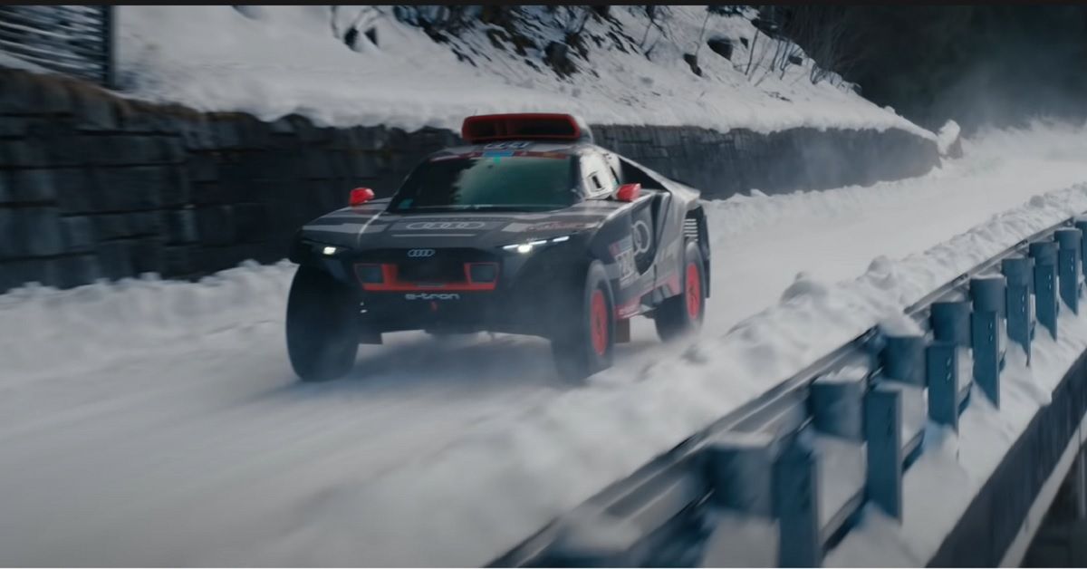 Audi RS Q e-tron in the snow and ice