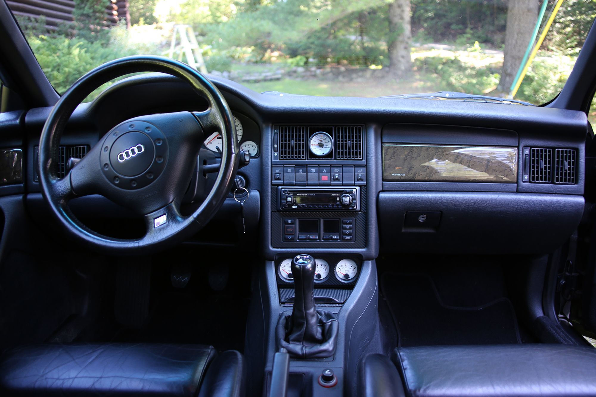 Audi-RS2-Avant 