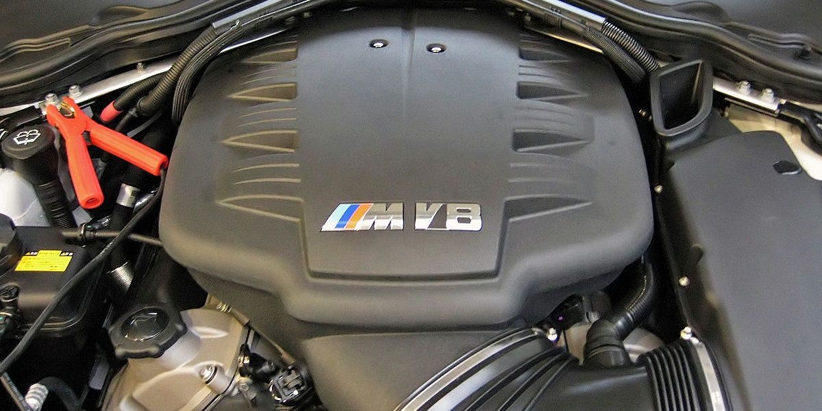 BMW M3 E90 S65 Engine 2 Cropped