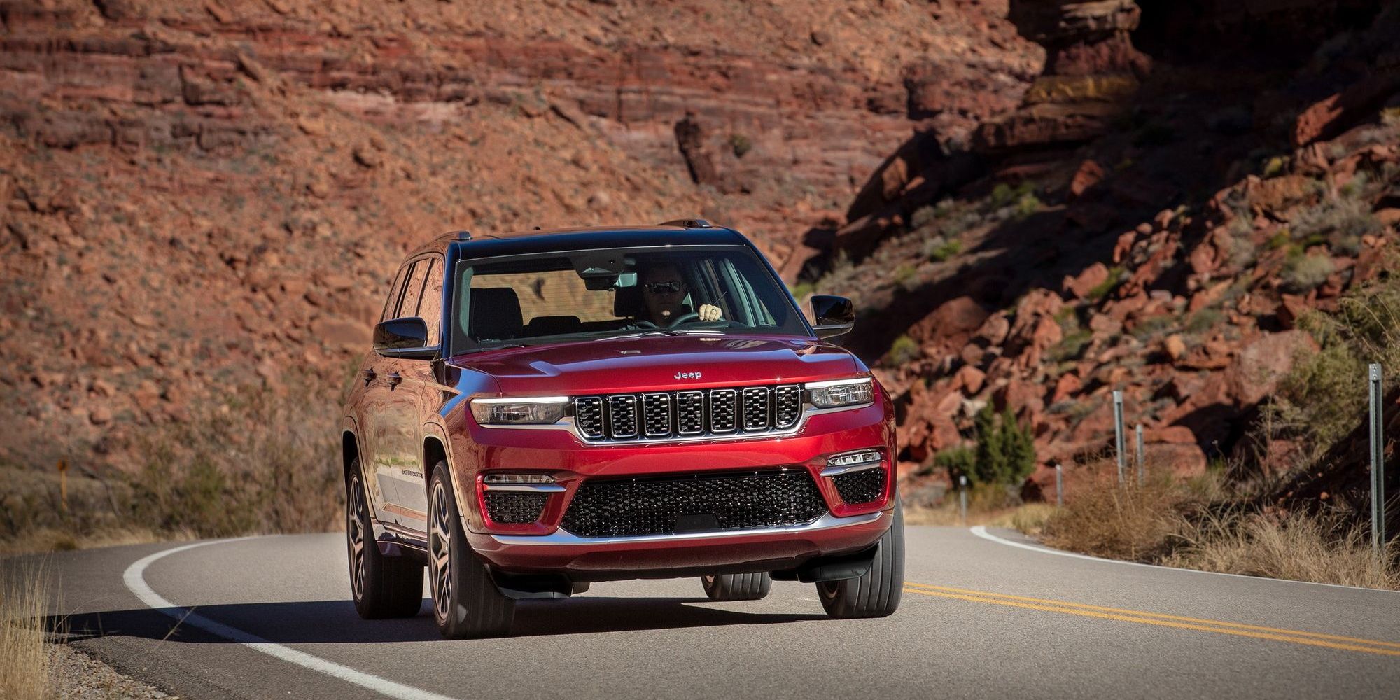 2022 Jeep Grand Cherokee on the road