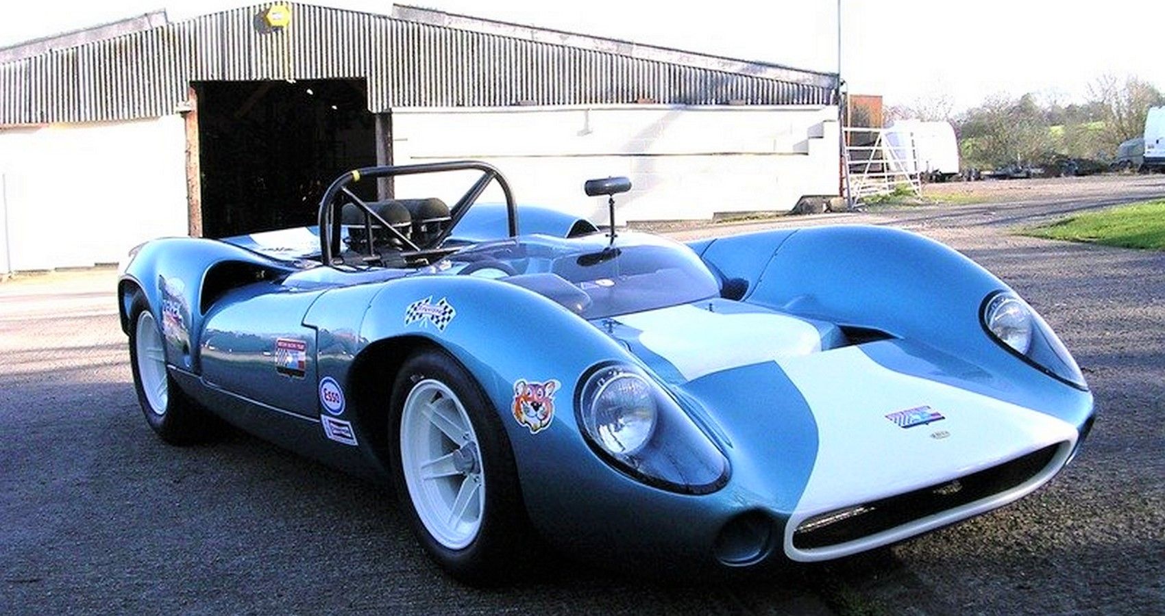 Lola T70 - Front