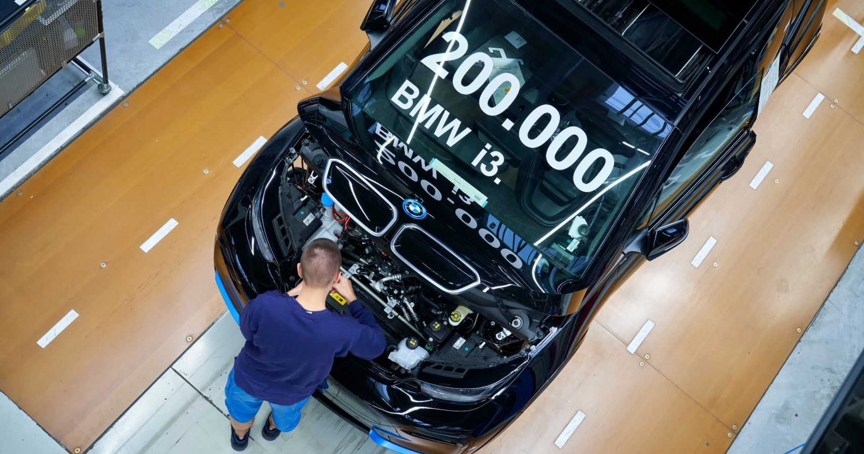 BMW reached the milestone of 200,000 units in november 2021