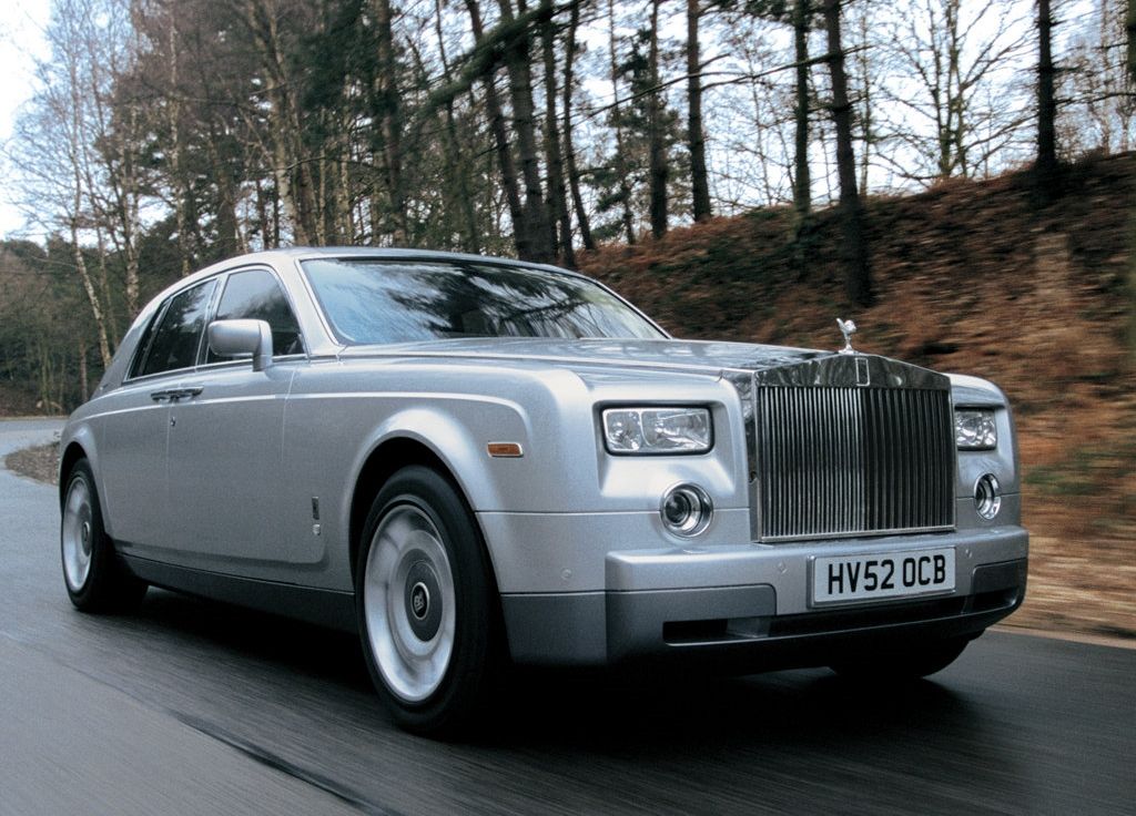 The-2003-Rolls-Royce-Phantom on the move