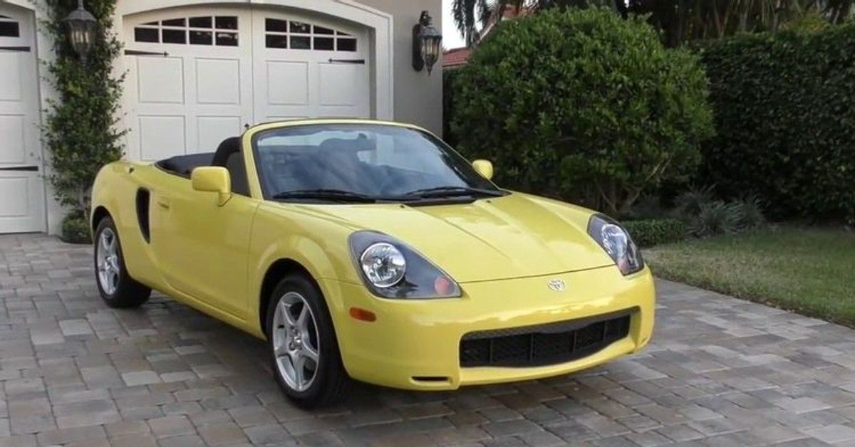 1999 Toyota MR2 yellow 