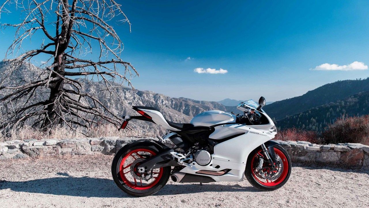 Ducati 959