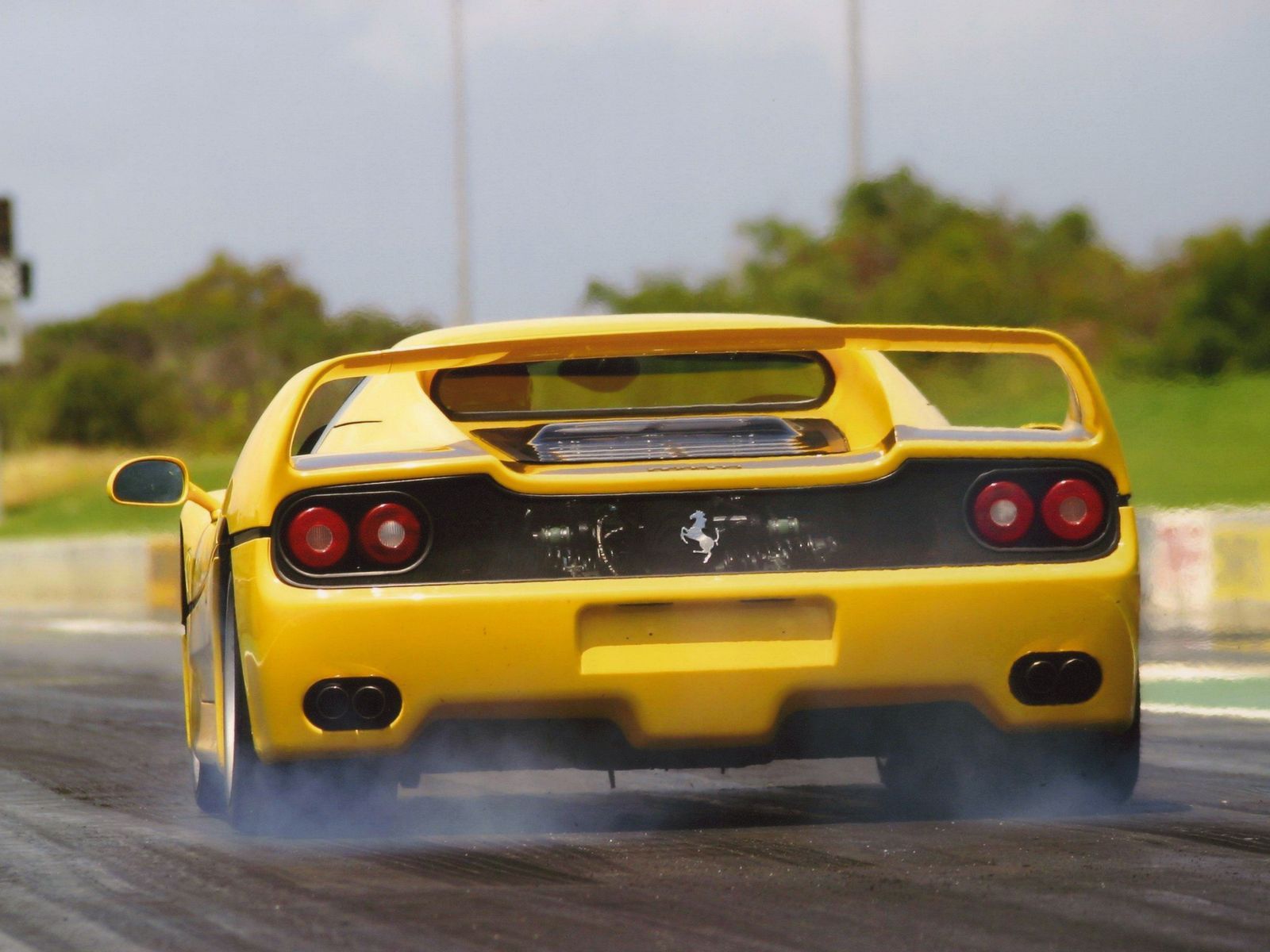 Ferrari f50 yellow burnout