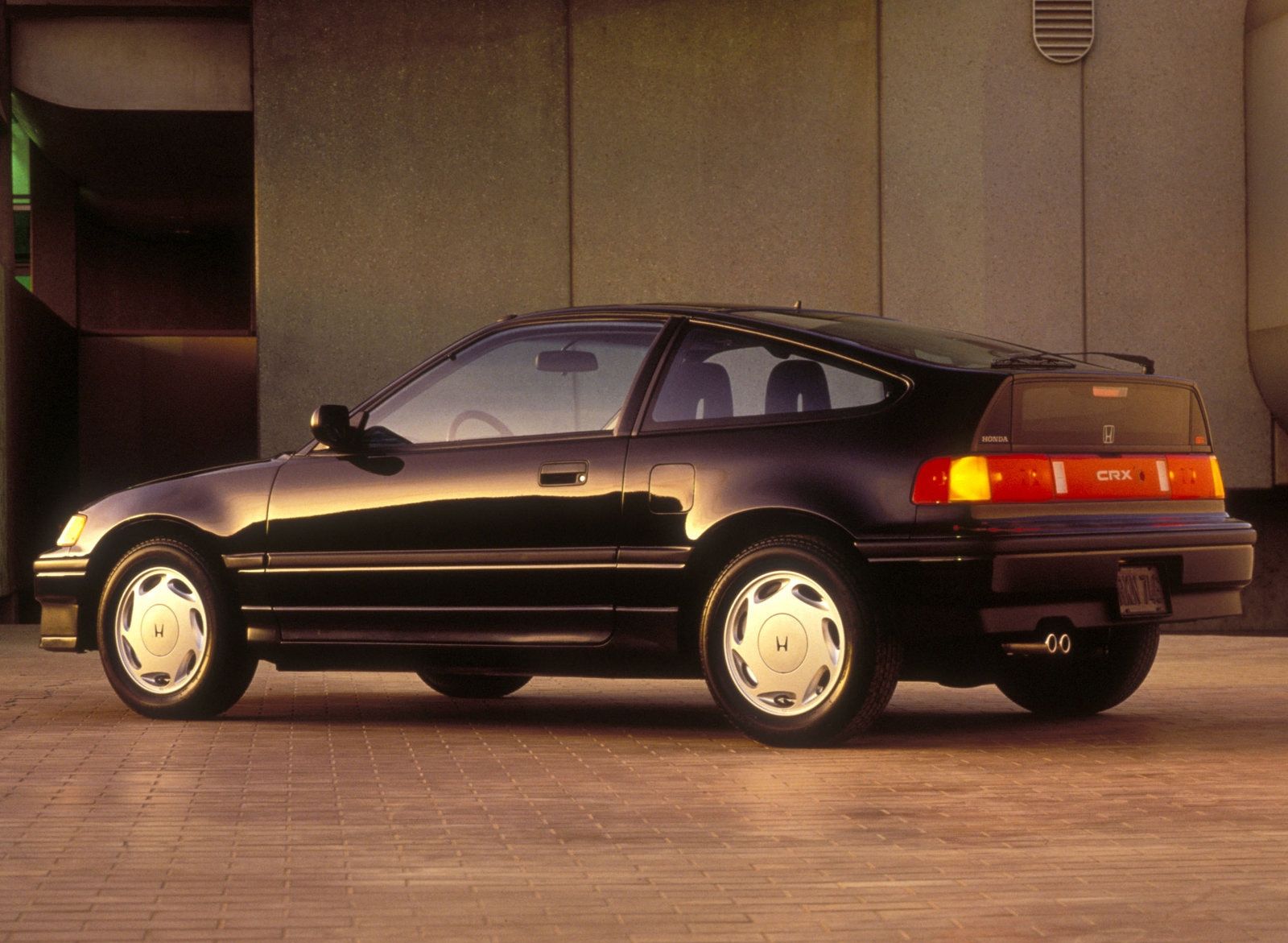 10 Reasons Why The Honda CRX Is Awesome