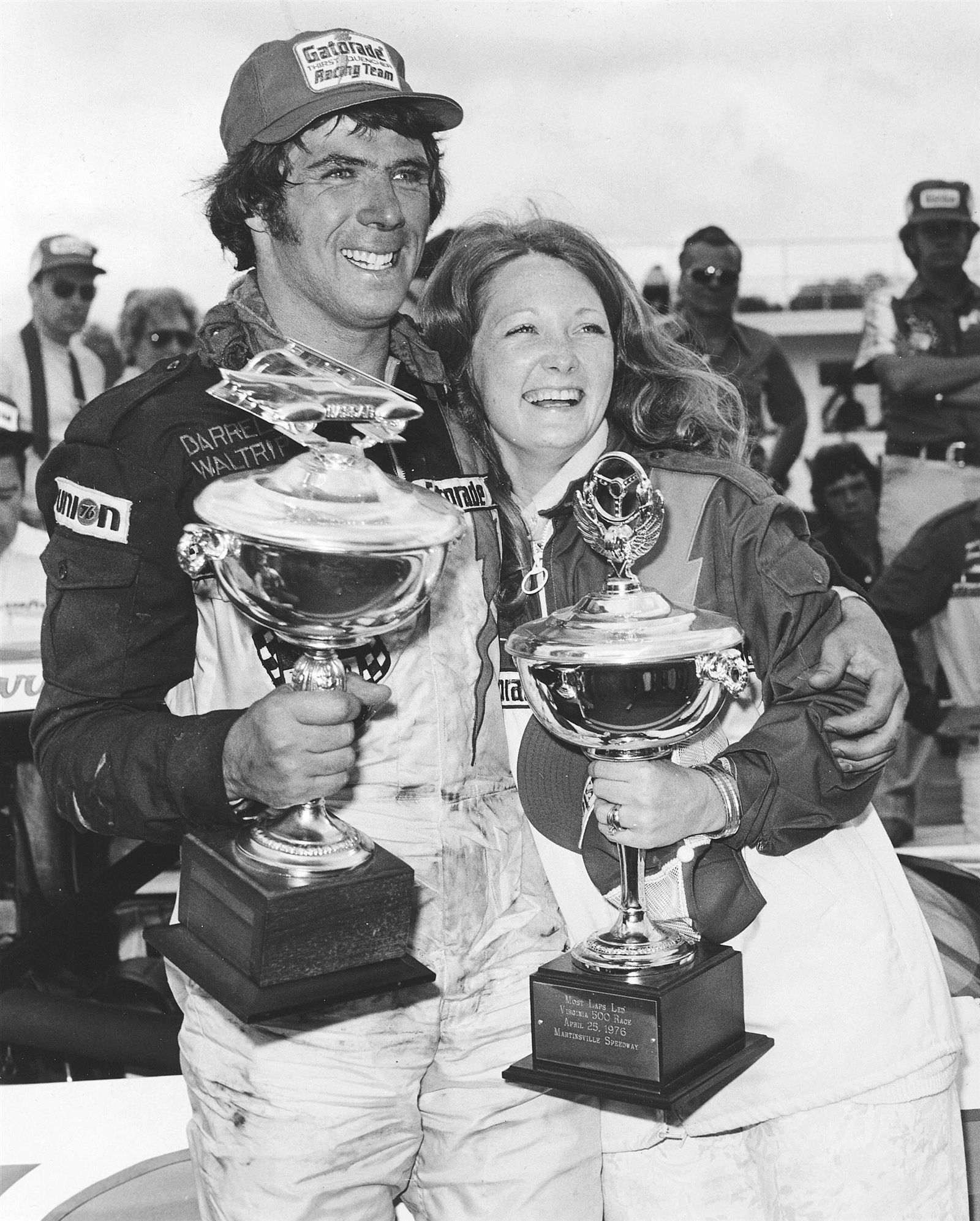 Waltrip celebrates winning at Martinsville with his wife Stevie