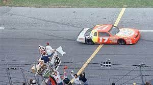 Waltrip wins the 1989 Daytona 500