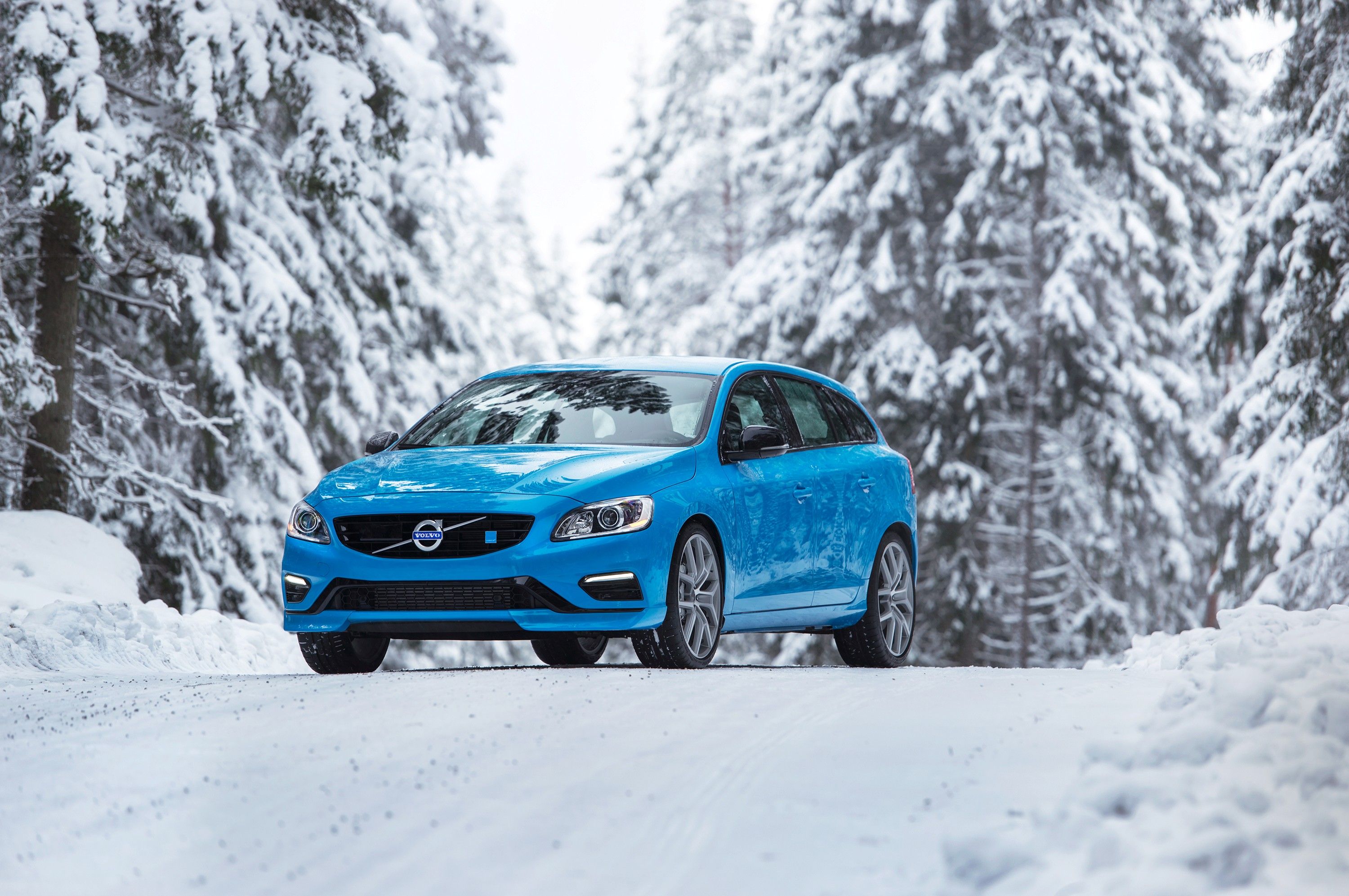 158327_Volvo_V60_Polestar_model_year_2016