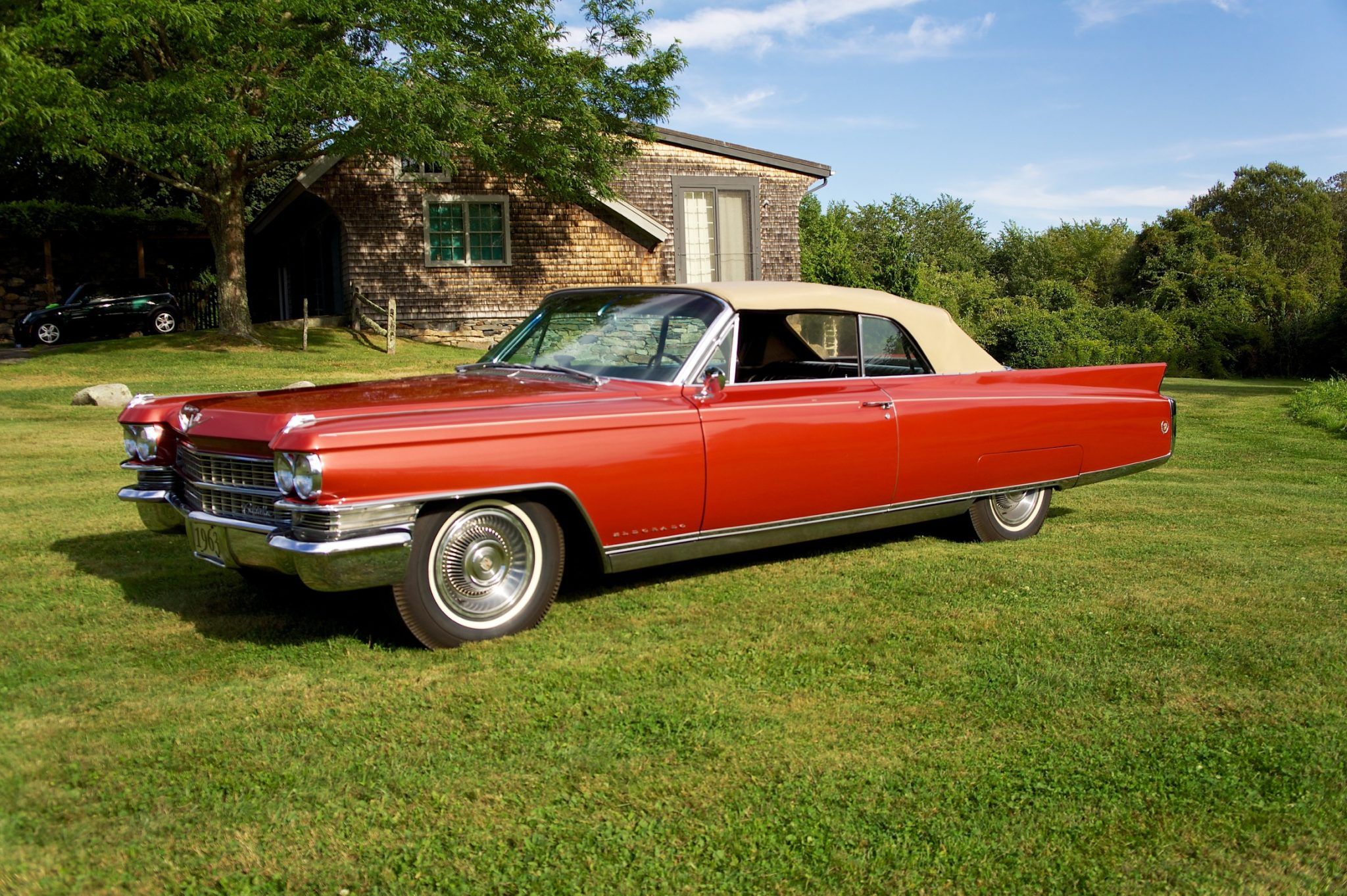 1963-Cadillac Eldorado-side-view