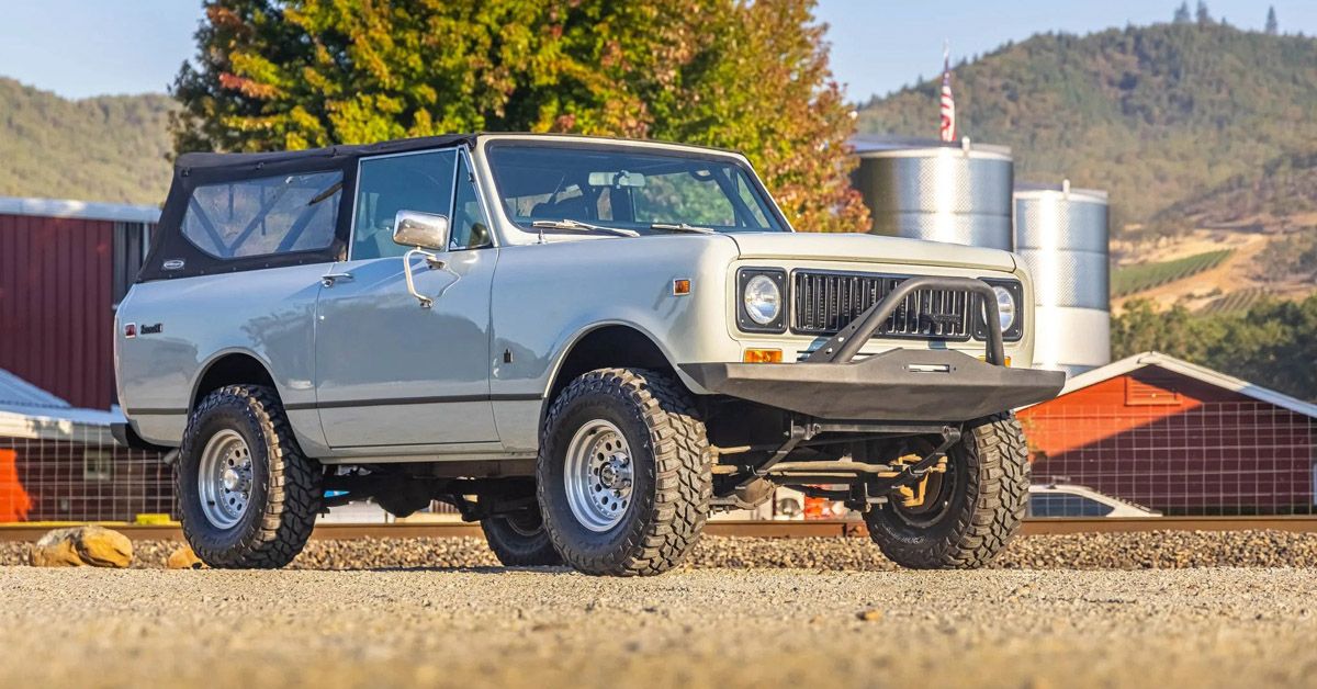 1975 International Harvester Scout II 2-Door Classic 4X4 SUV In Refinished Gray Paint 