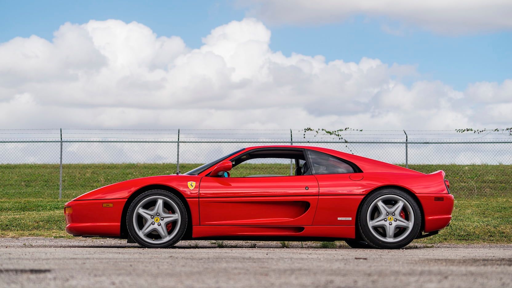 F355 Red