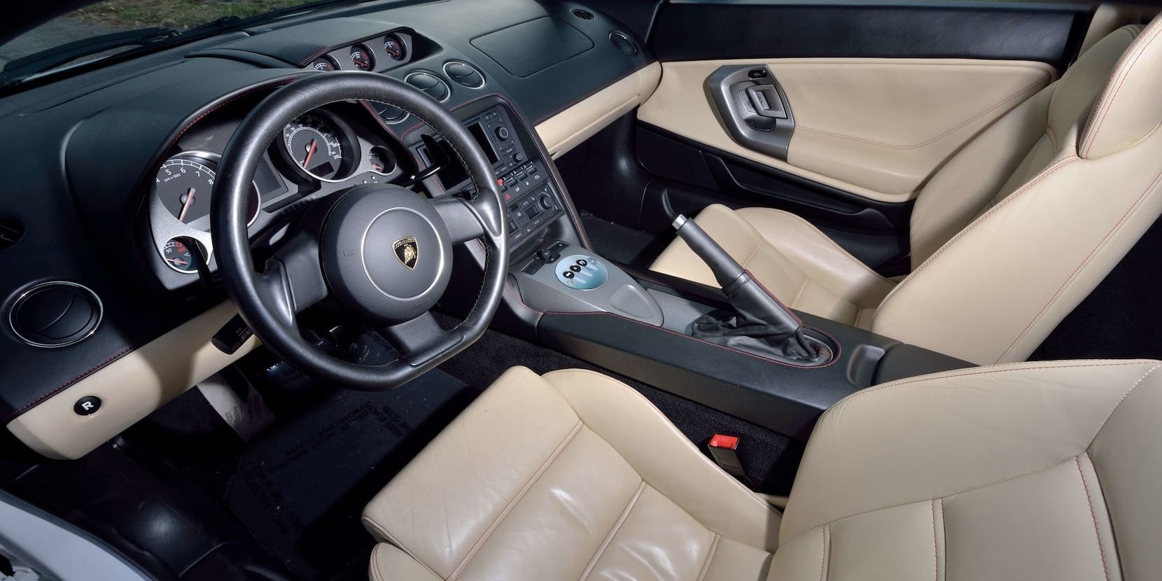 2006 Lamborghini Diablo Interior Cropped