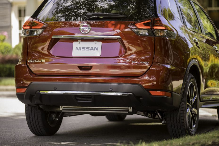 2019-Nissan-Rogue-1