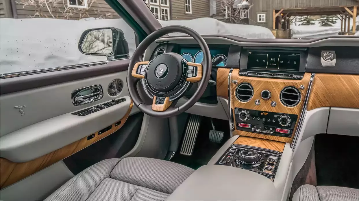 2021 Rolls-Royce Cullinan's Interior