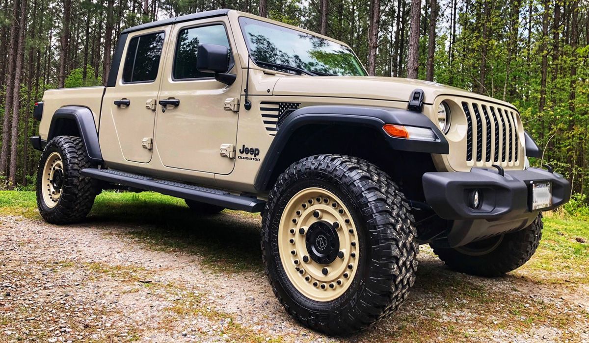 New-Look Dodge Ram 'BackCountry Edition' Adds Off-Road Muscle to 2022  Pickup Truck