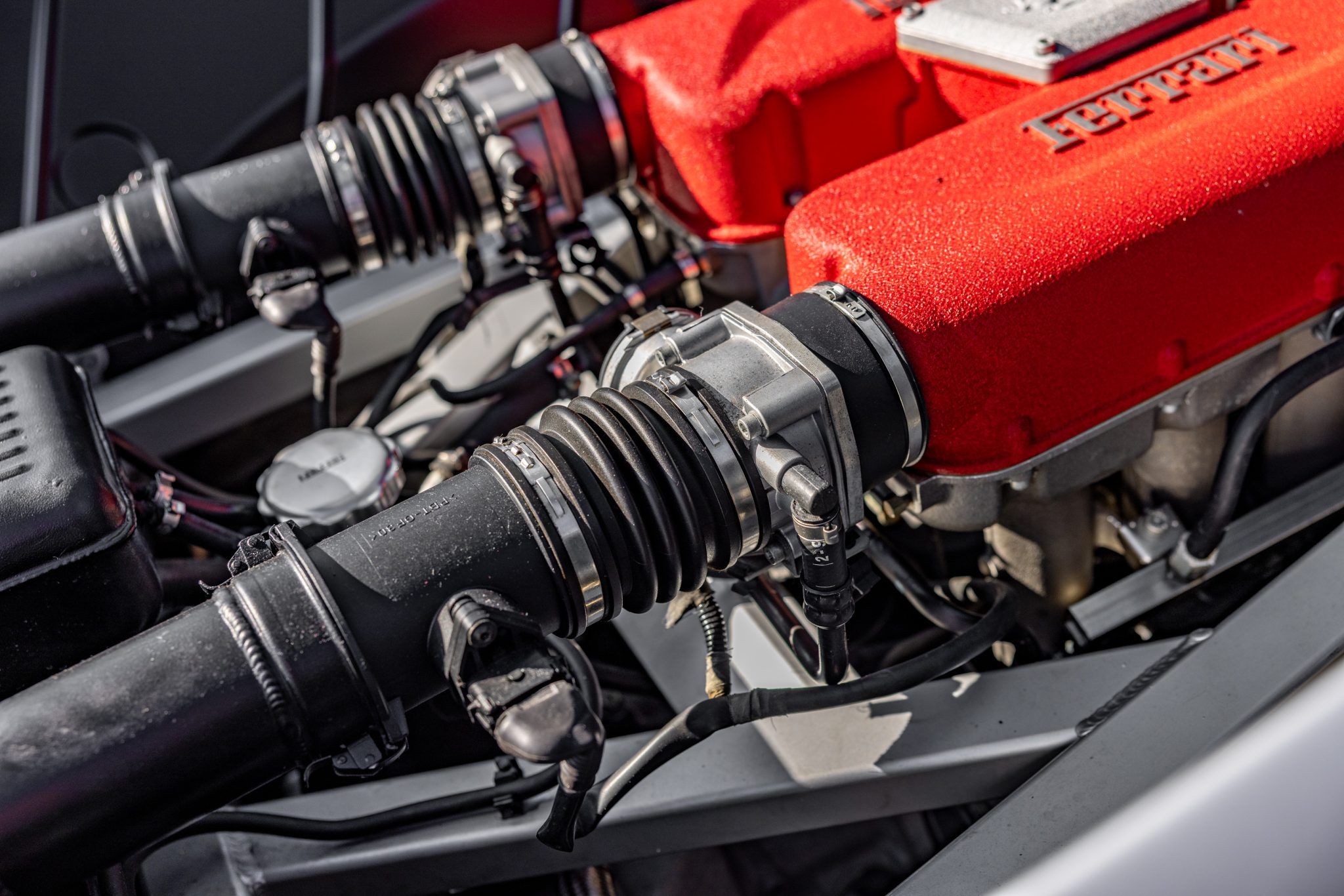 360 Modena engine detail