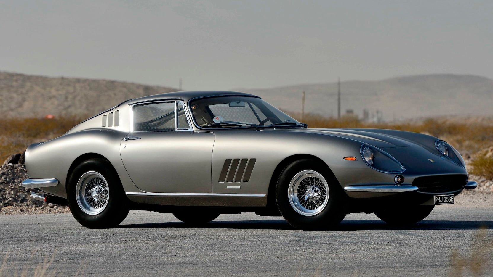 Ferrari 275 GTB/4 Auction Front Quarter View From Right Side