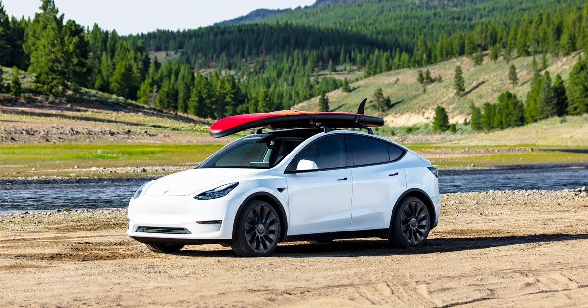 2022 Tesla Model Y front third quarter hd car wallpaper