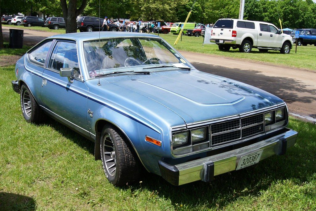 AMC Spirit blue front